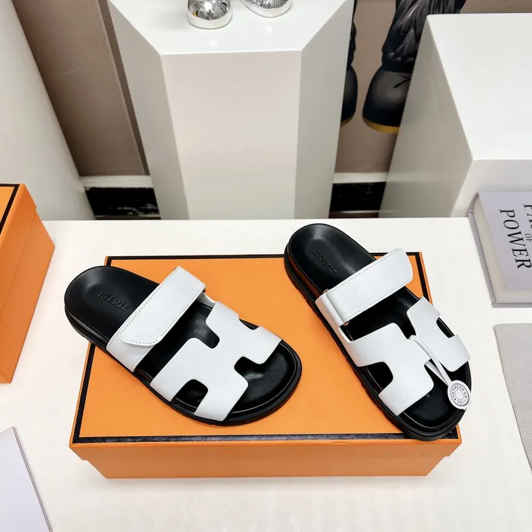 Hermes Shoe 